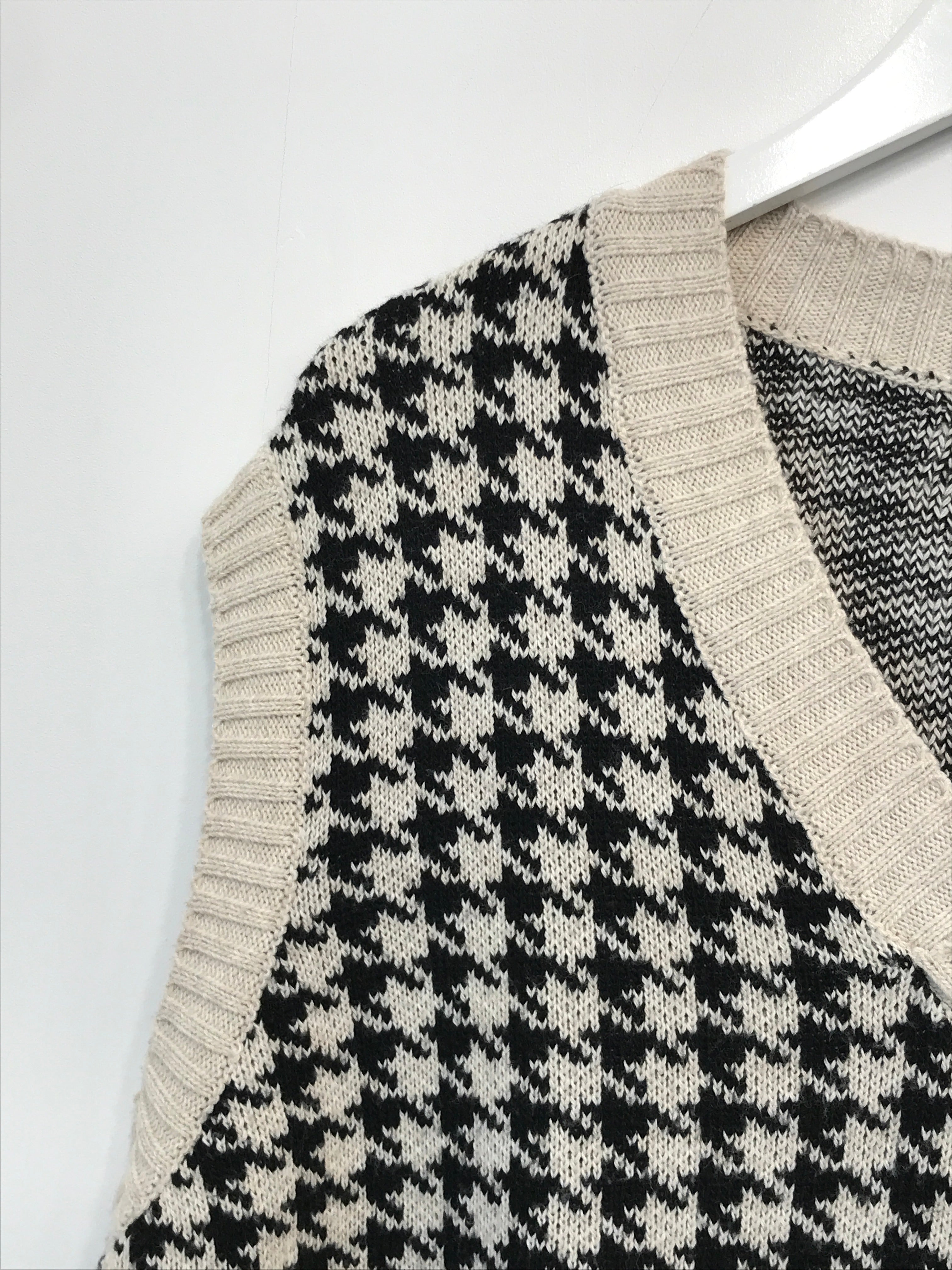 CARISMA Strik Vest